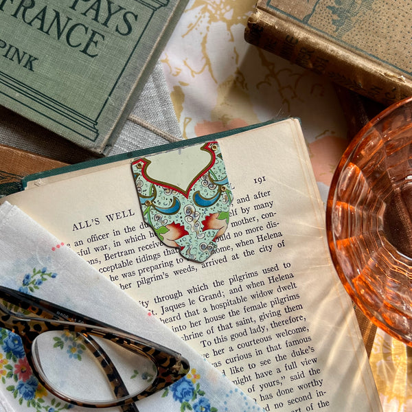 Luxe Magnetic Bookmark #17 ---