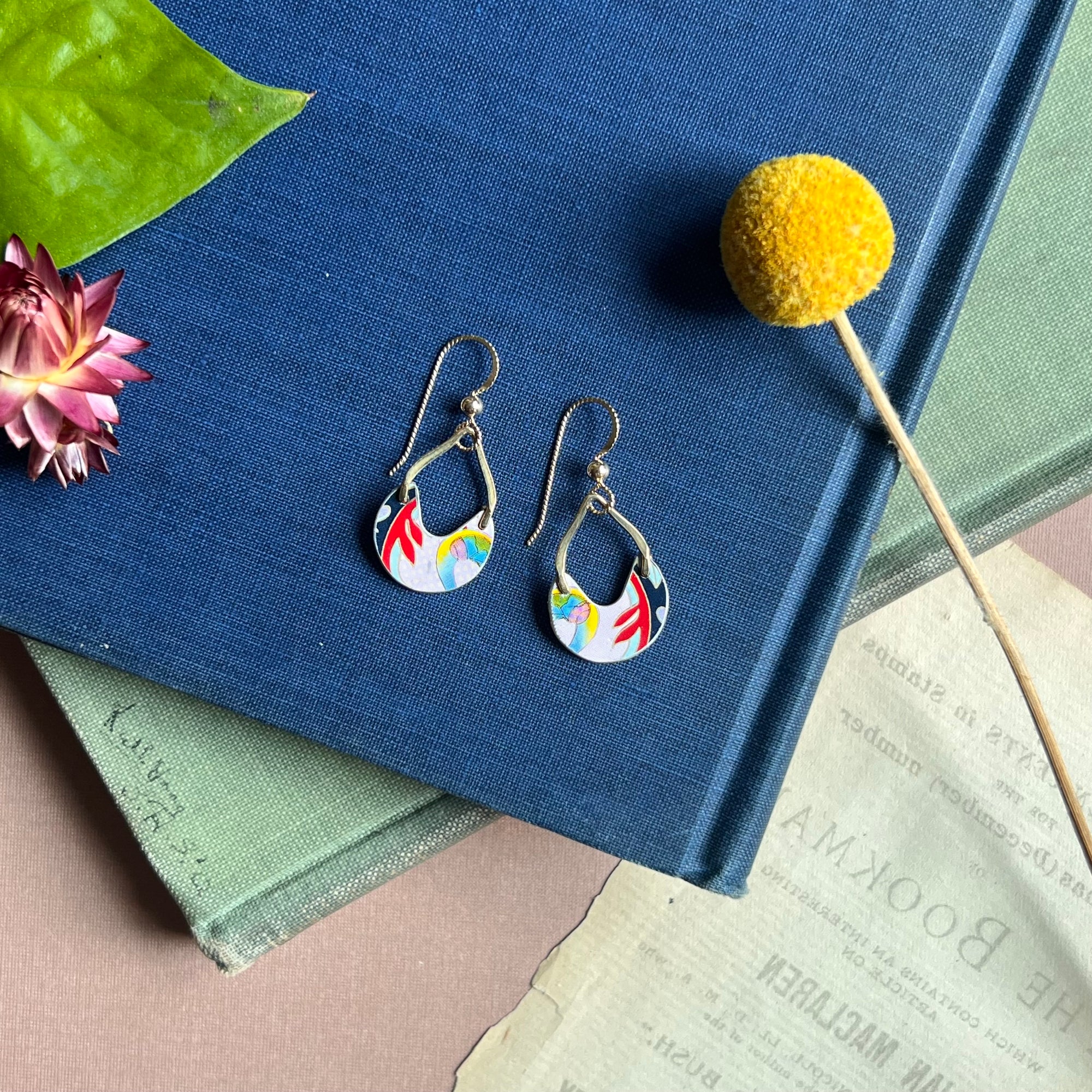 Tiny Keyhole Earrings, Plume