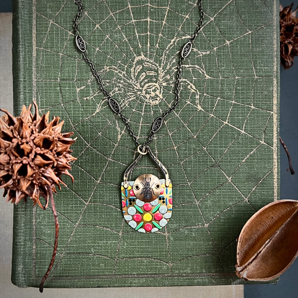 Mosaic Ant Necklace ---