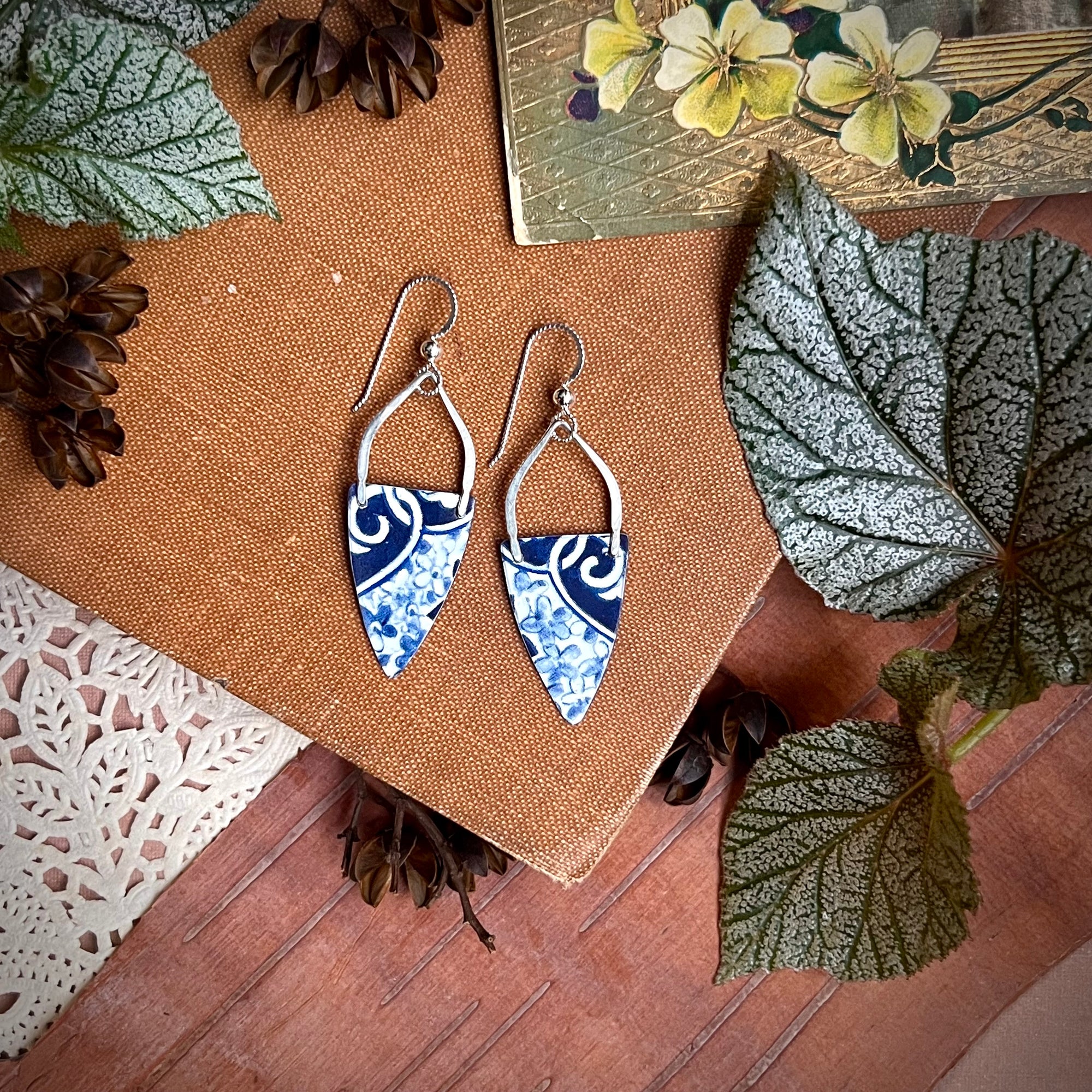 Elegant Dagger Earrings, Cobalt 1