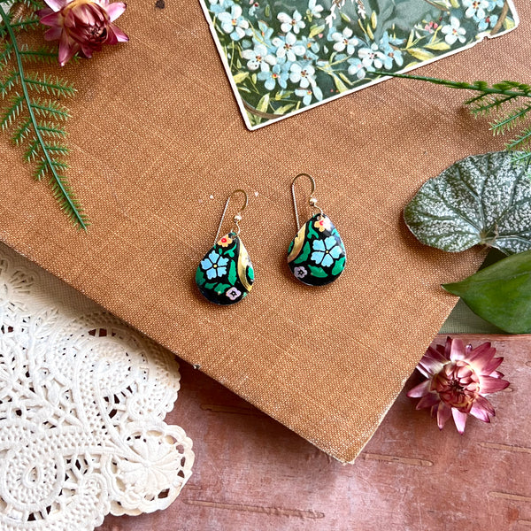 Teardrop Earrings #05