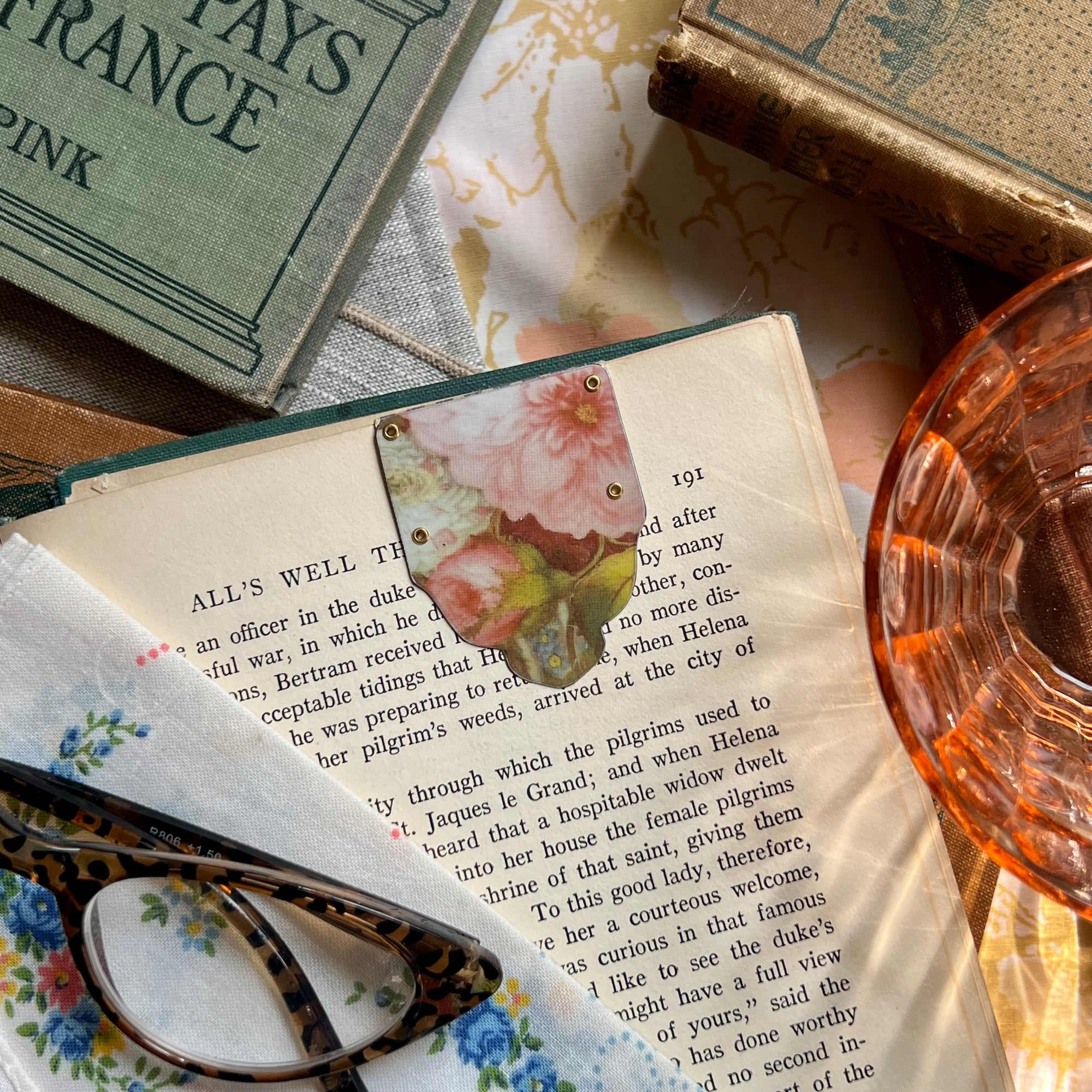Luxe Magnetic Bookmark #17 ---