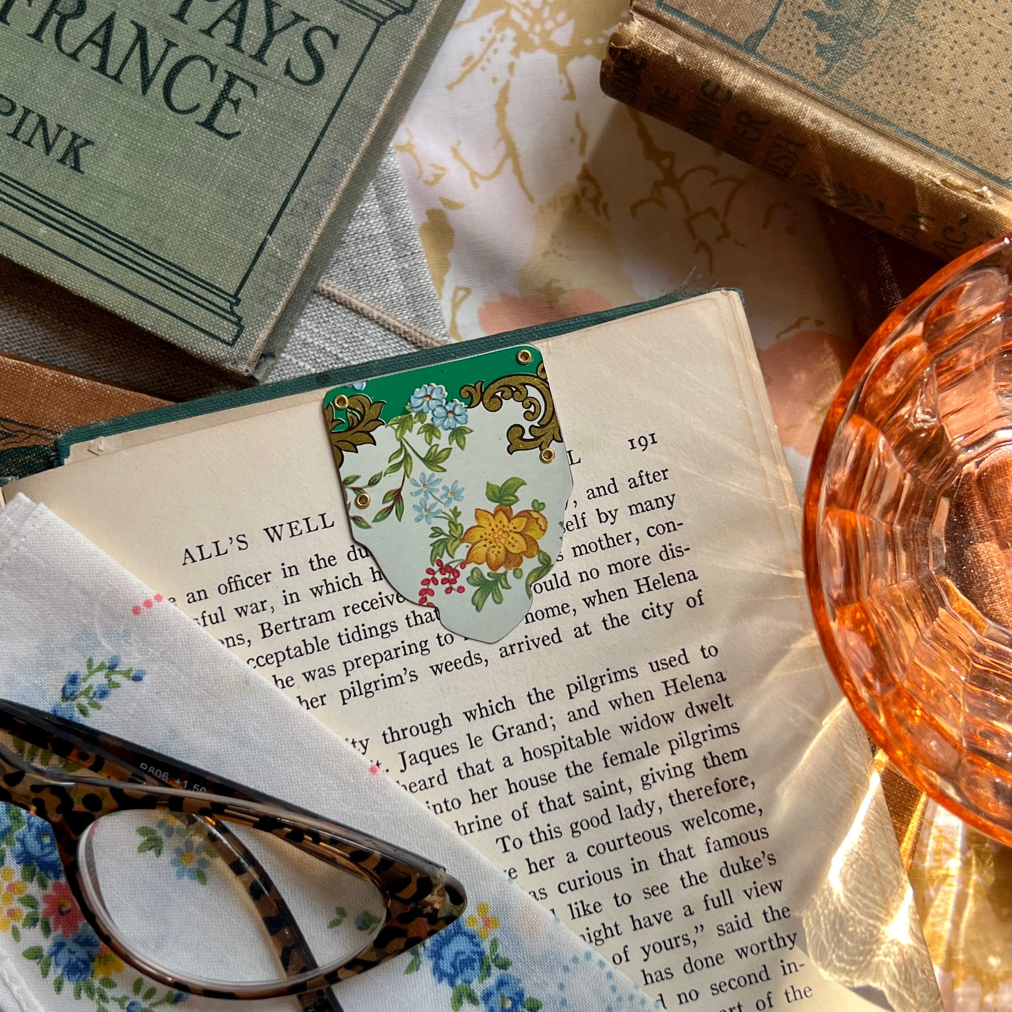Luxe Magnetic Bookmark #7 ---