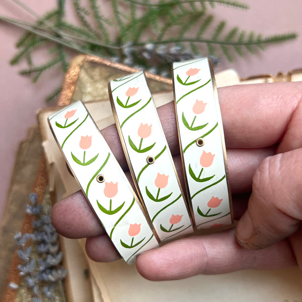 Cuff Bracelet Wide, Peach Tulip 1