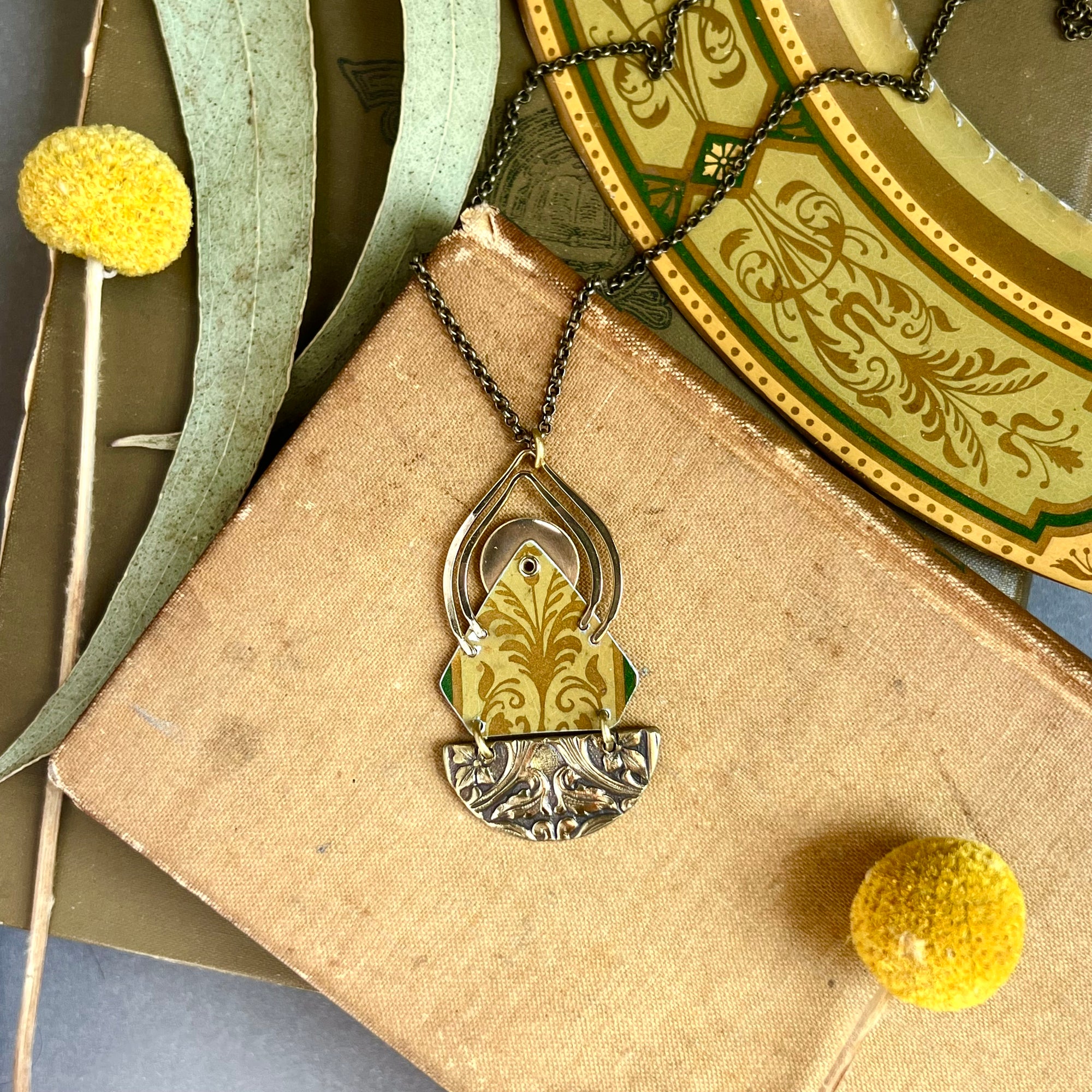 Secret Garden Necklace, Amelia