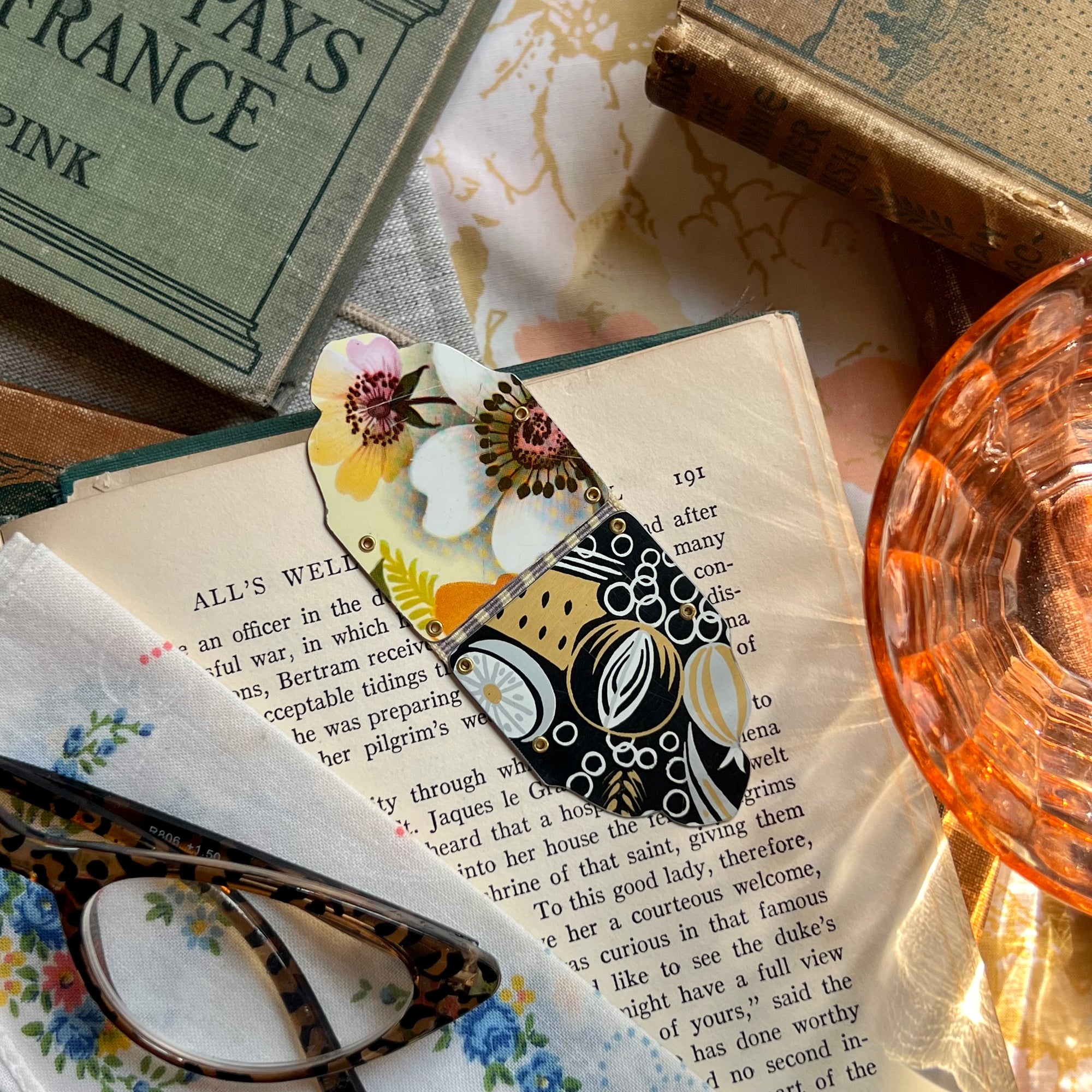 Luxe Magnetic Bookmark #24 ---