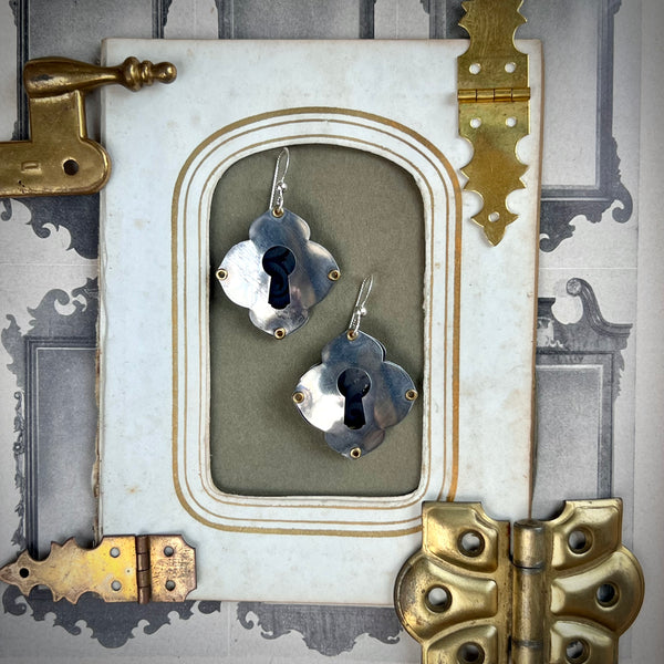 Escutcheon Earrings *PREORDER* ---