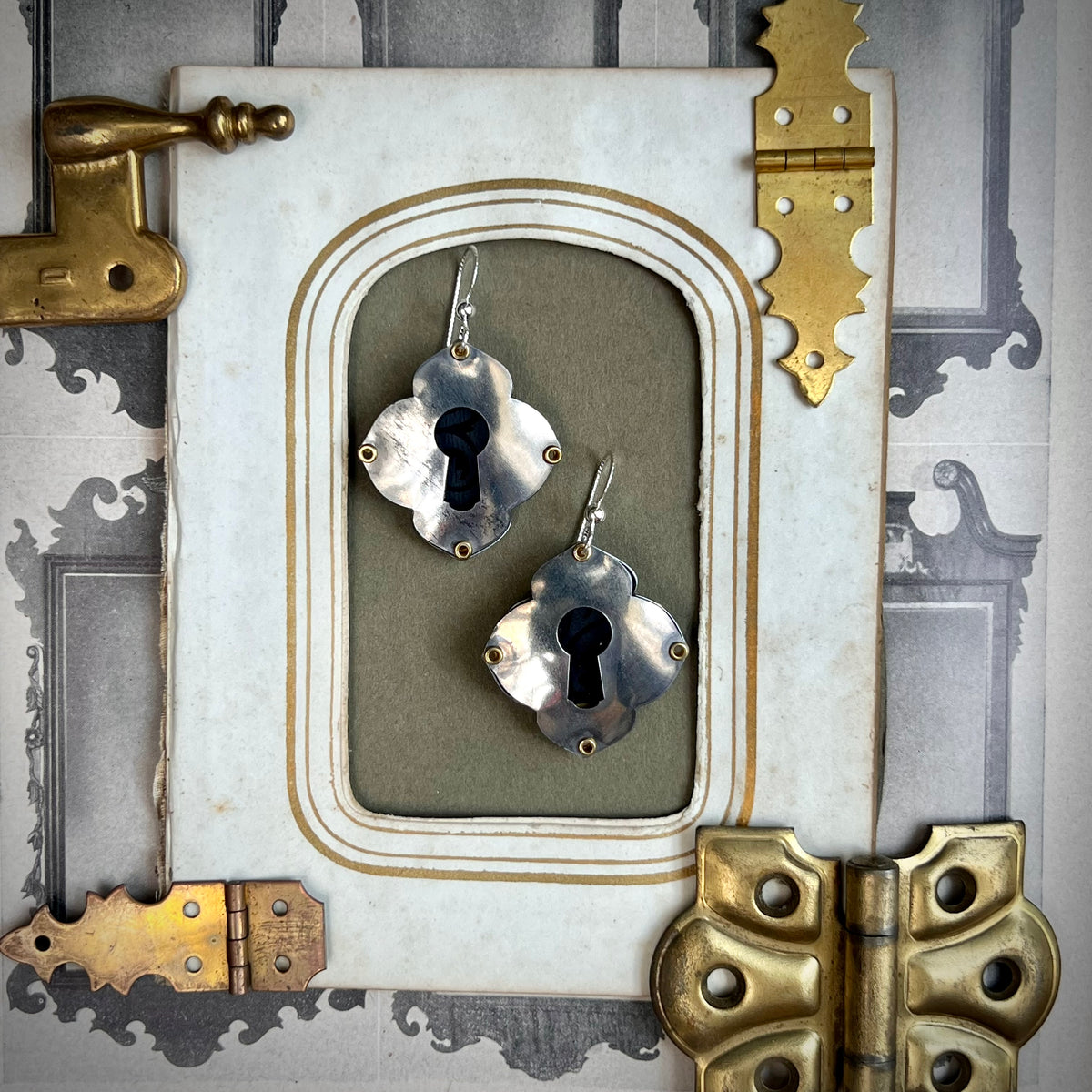 Escutcheon Earrings *PREORDER* ---