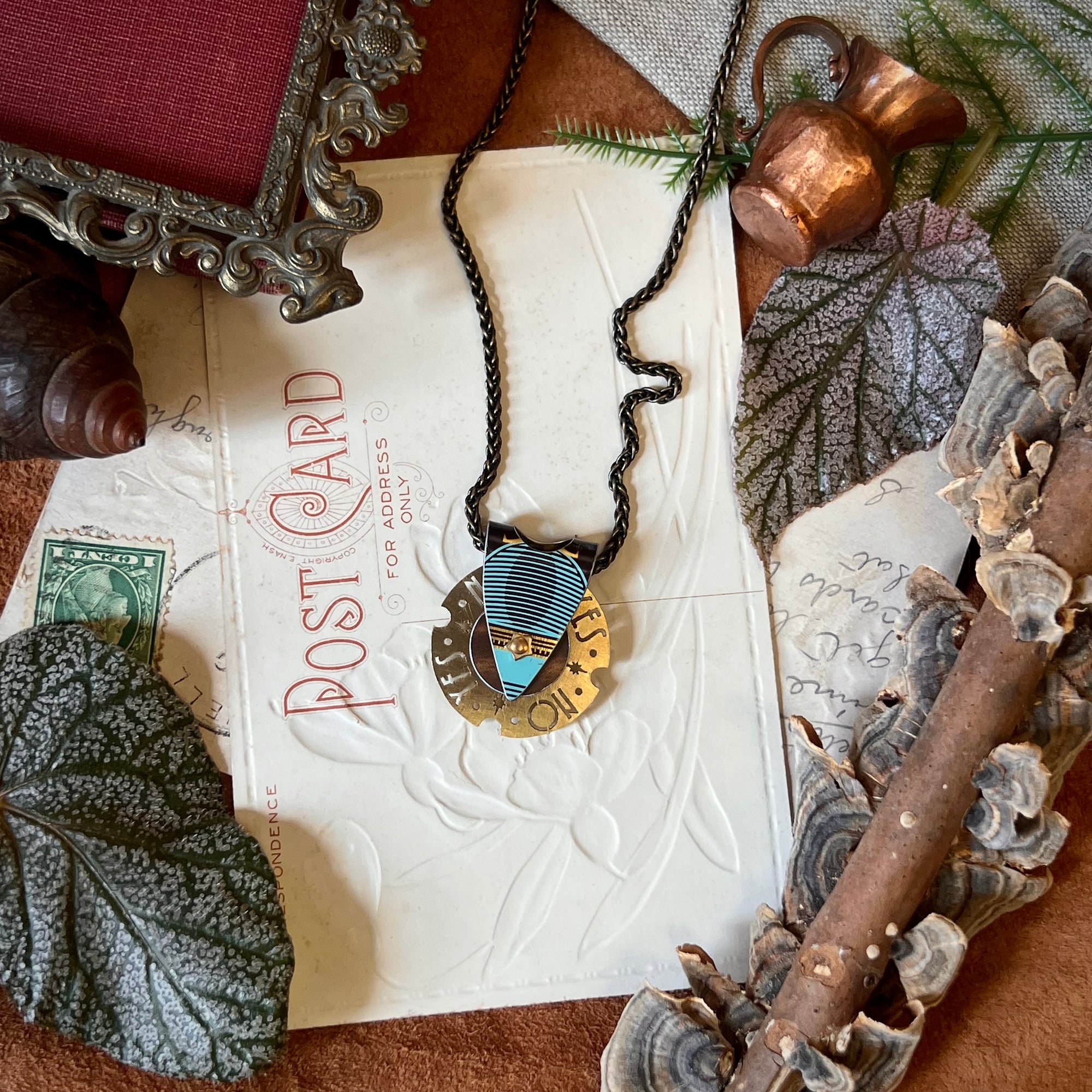 Fortune Teller Necklace, Tiffany Cocoa 2 ---