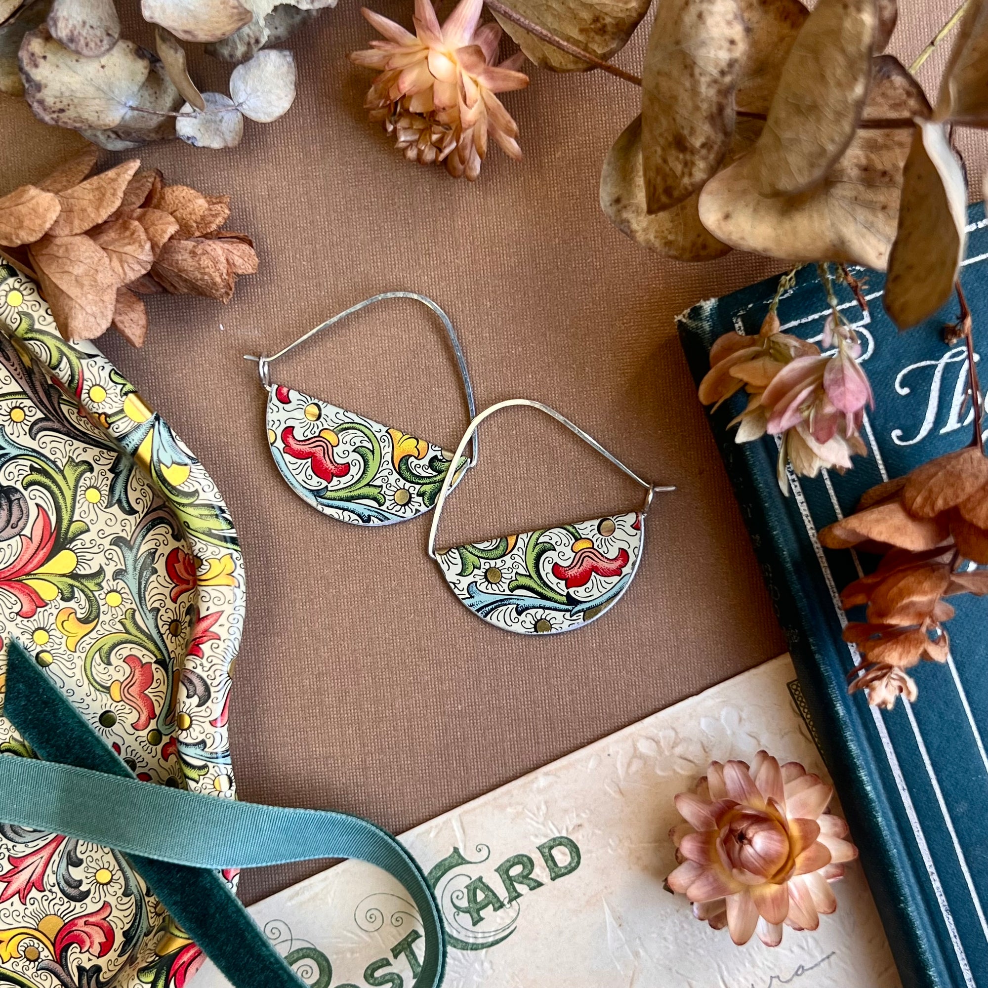 Florentine Half Moon Hoop Earrings