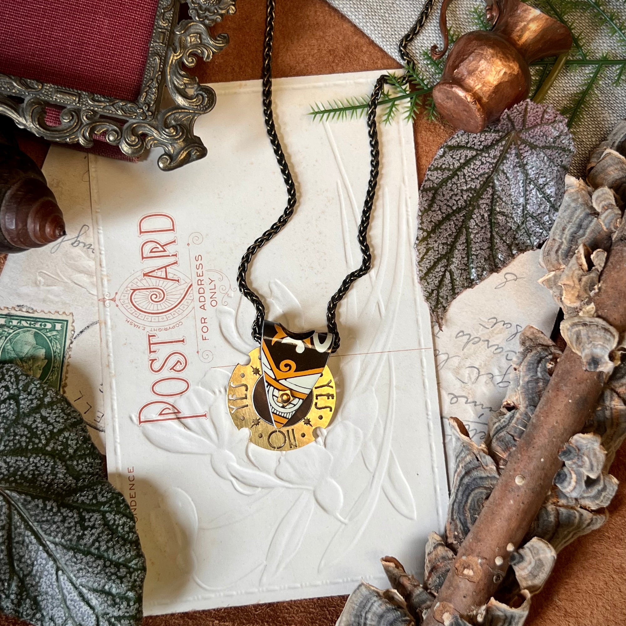 Fortune Teller Necklace, Goldenrod 2 ---