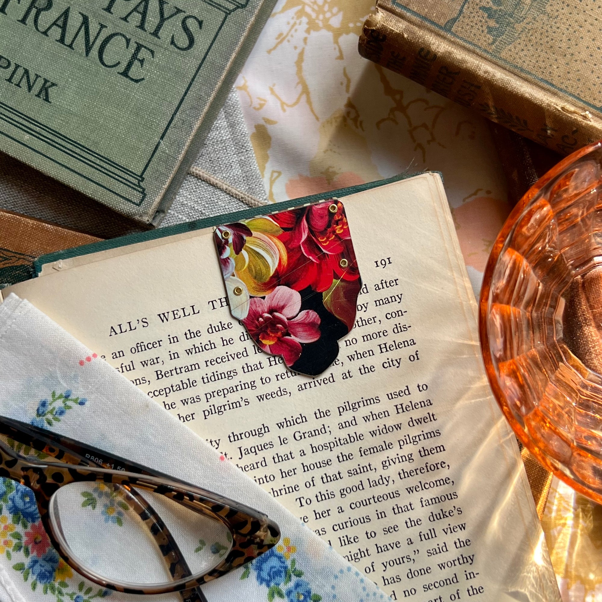 Luxe Magnetic Bookmark #3 ---