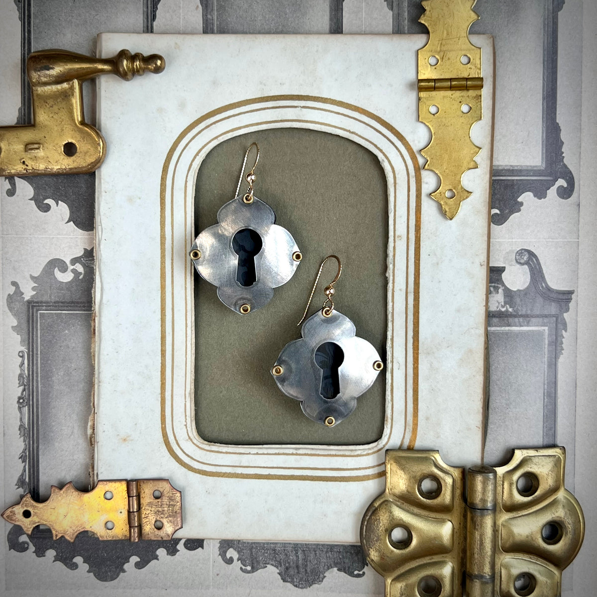 Escutcheon Earrings *PREORDER* ---