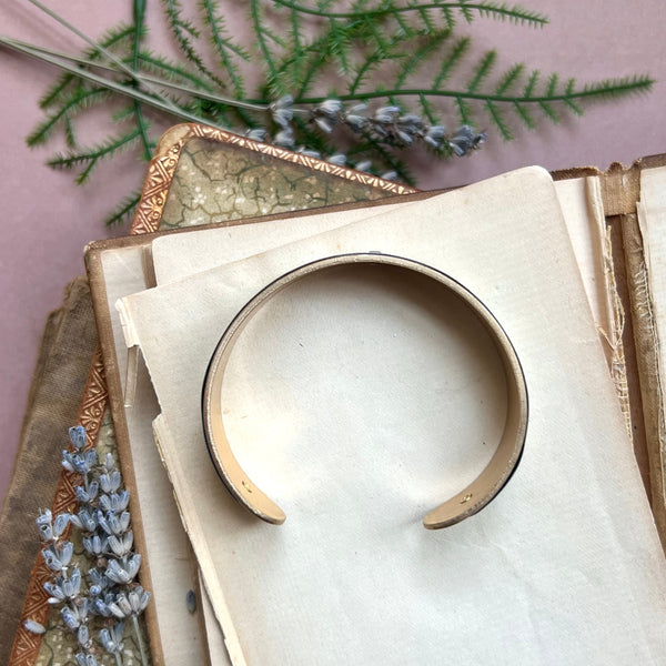 Cuff Bracelet Wide, Peach Tulip 2