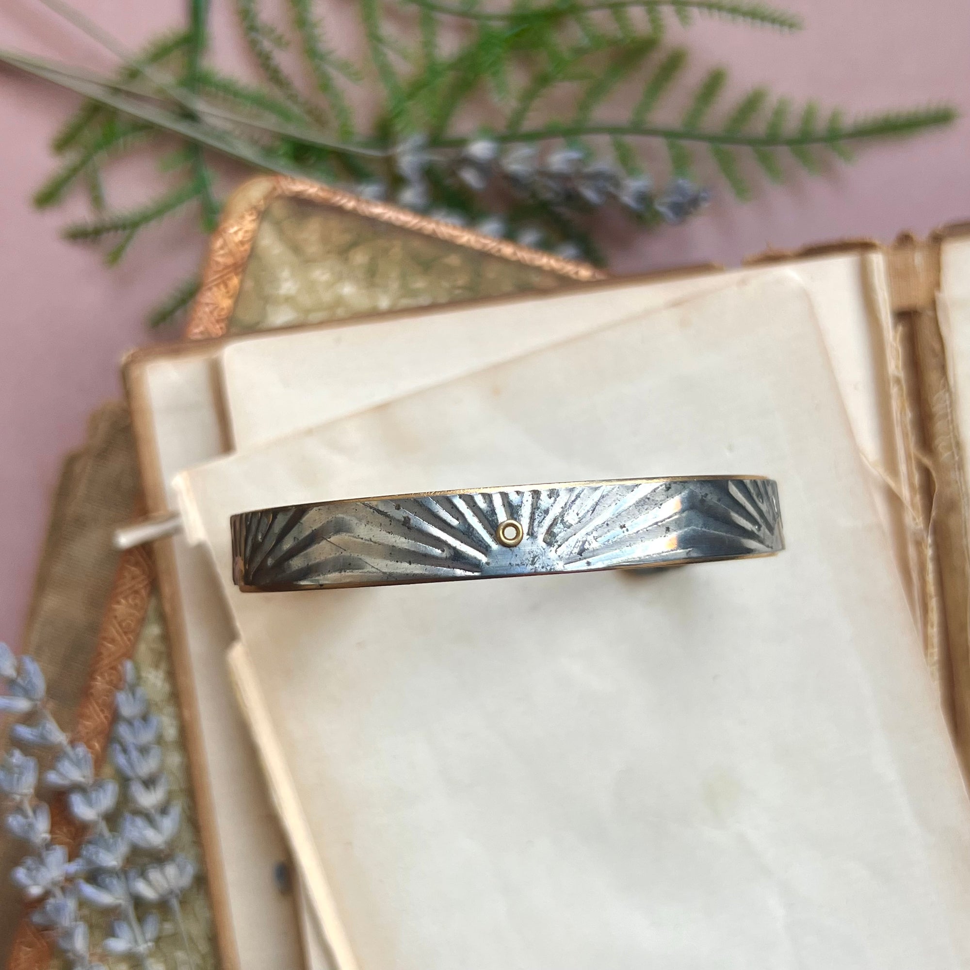 Cuff Bracelet Skinny, Mixed Metal Deco