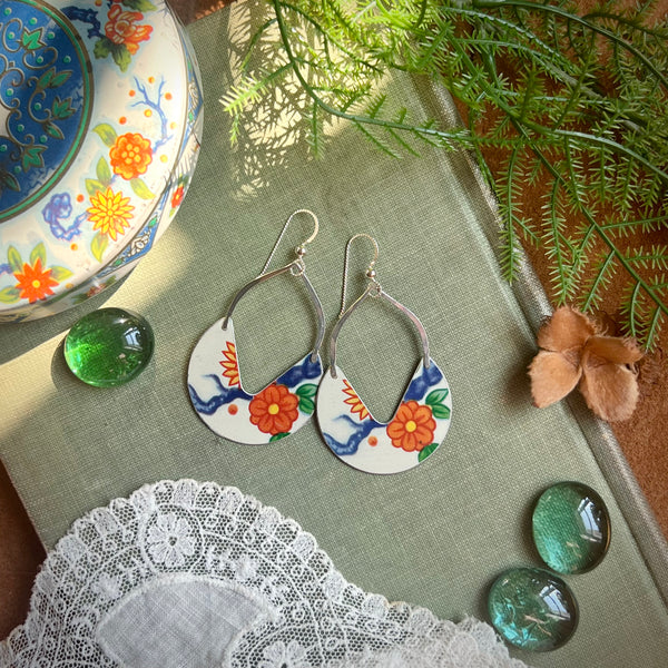 Flower Child Keyhole Earrings