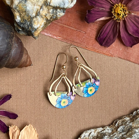 Flourish Earrings, Small 3
