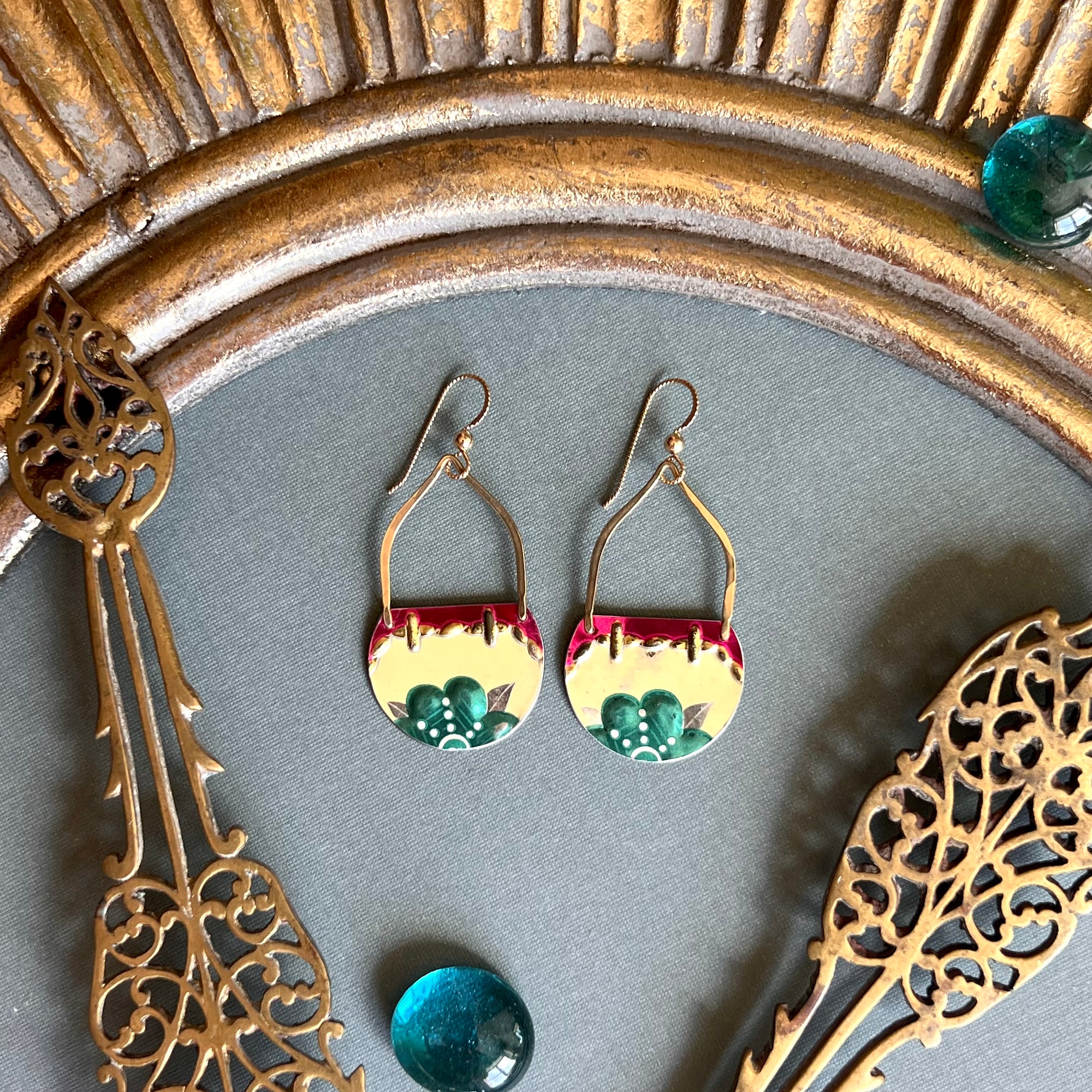 Sundar Cloche Earrings 3