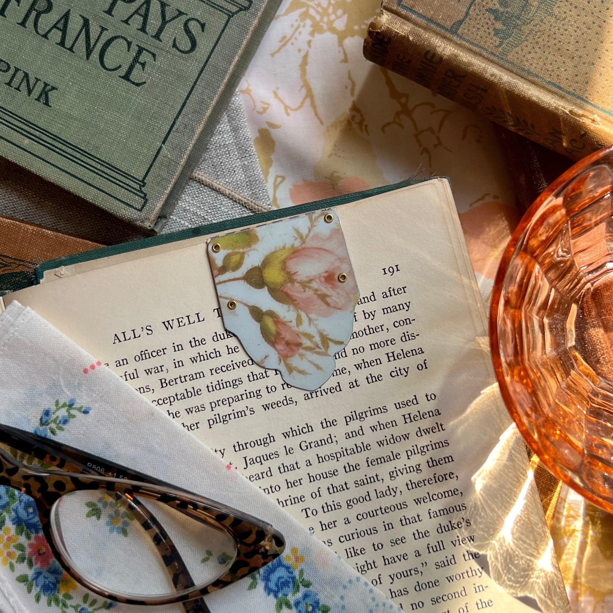 Luxe Magnetic Bookmark #29 ---