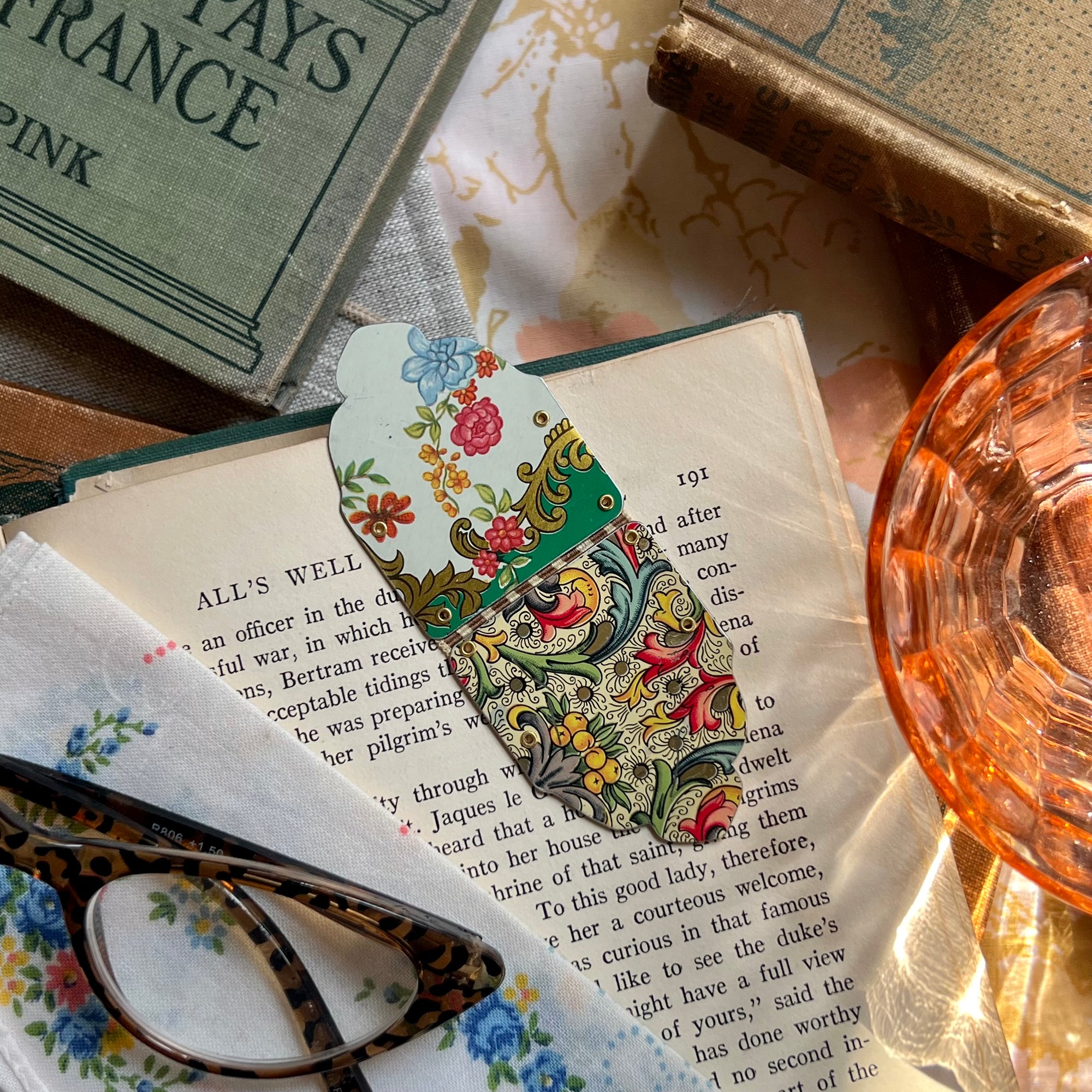 Luxe Magnetic Bookmark #6 ---