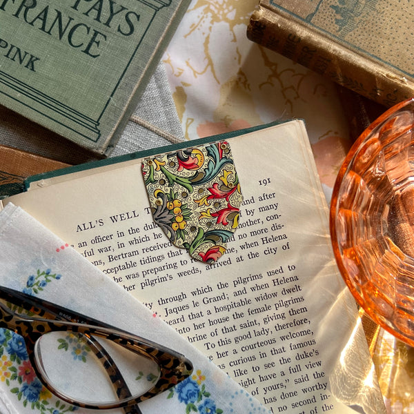 Luxe Magnetic Bookmark #6 ---