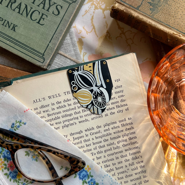 Luxe Magnetic Bookmark #22 ---