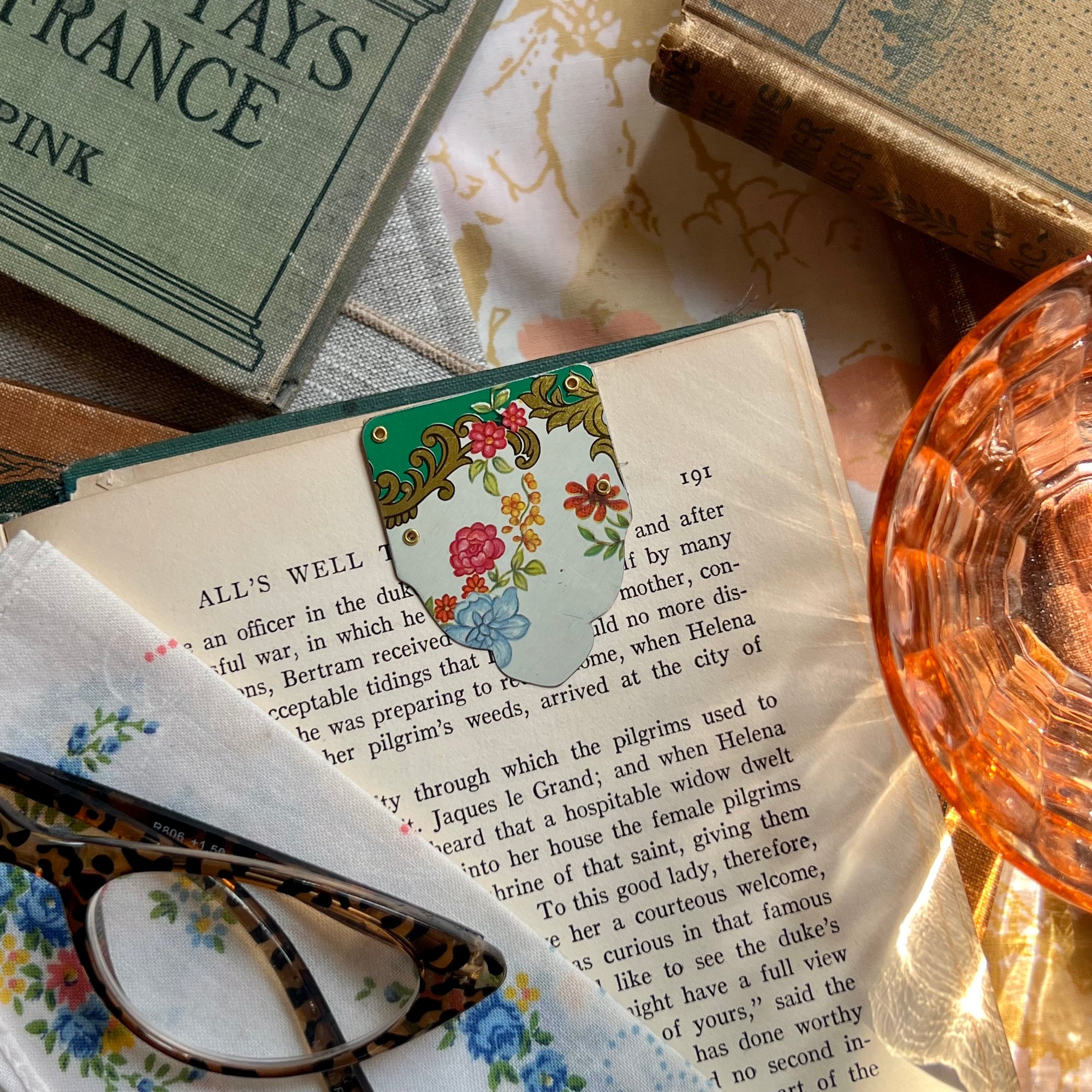 Luxe Magnetic Bookmark #6 ---