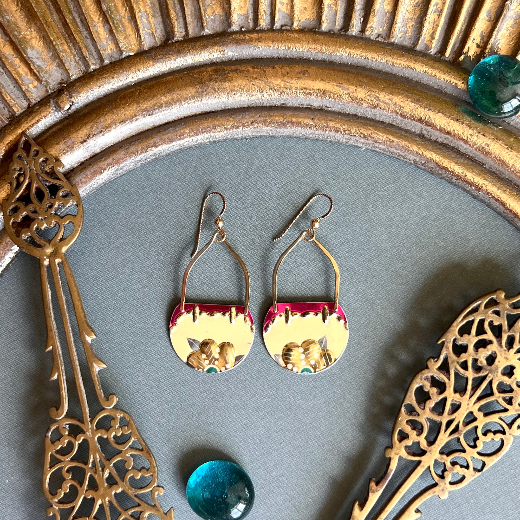Sundar Cloche Earrings 1