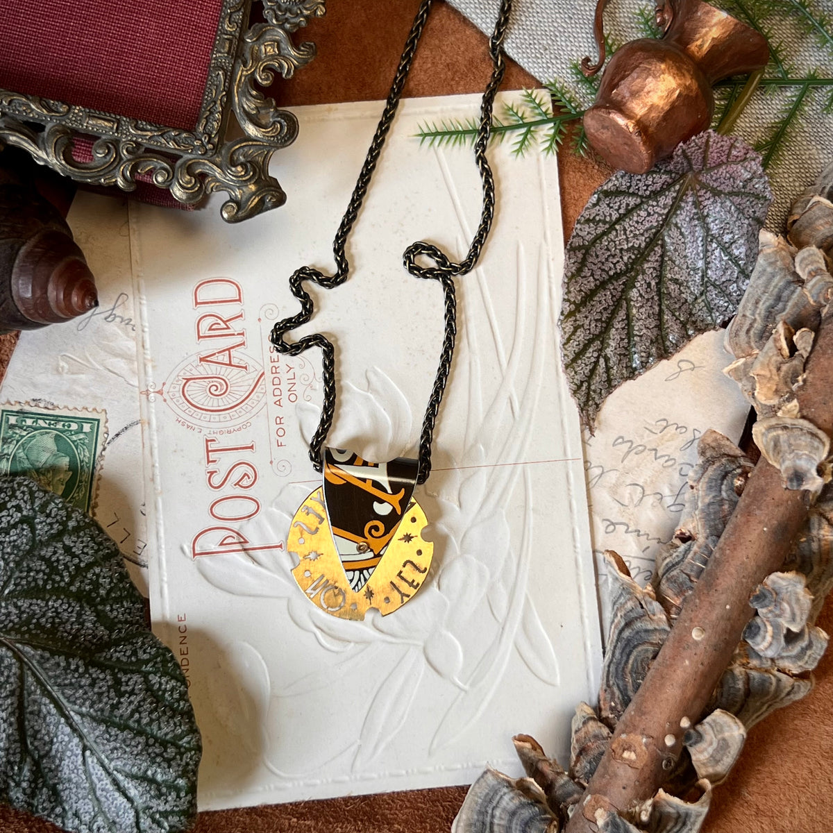 Fortune Teller Necklace, Goldenrod 2 ---