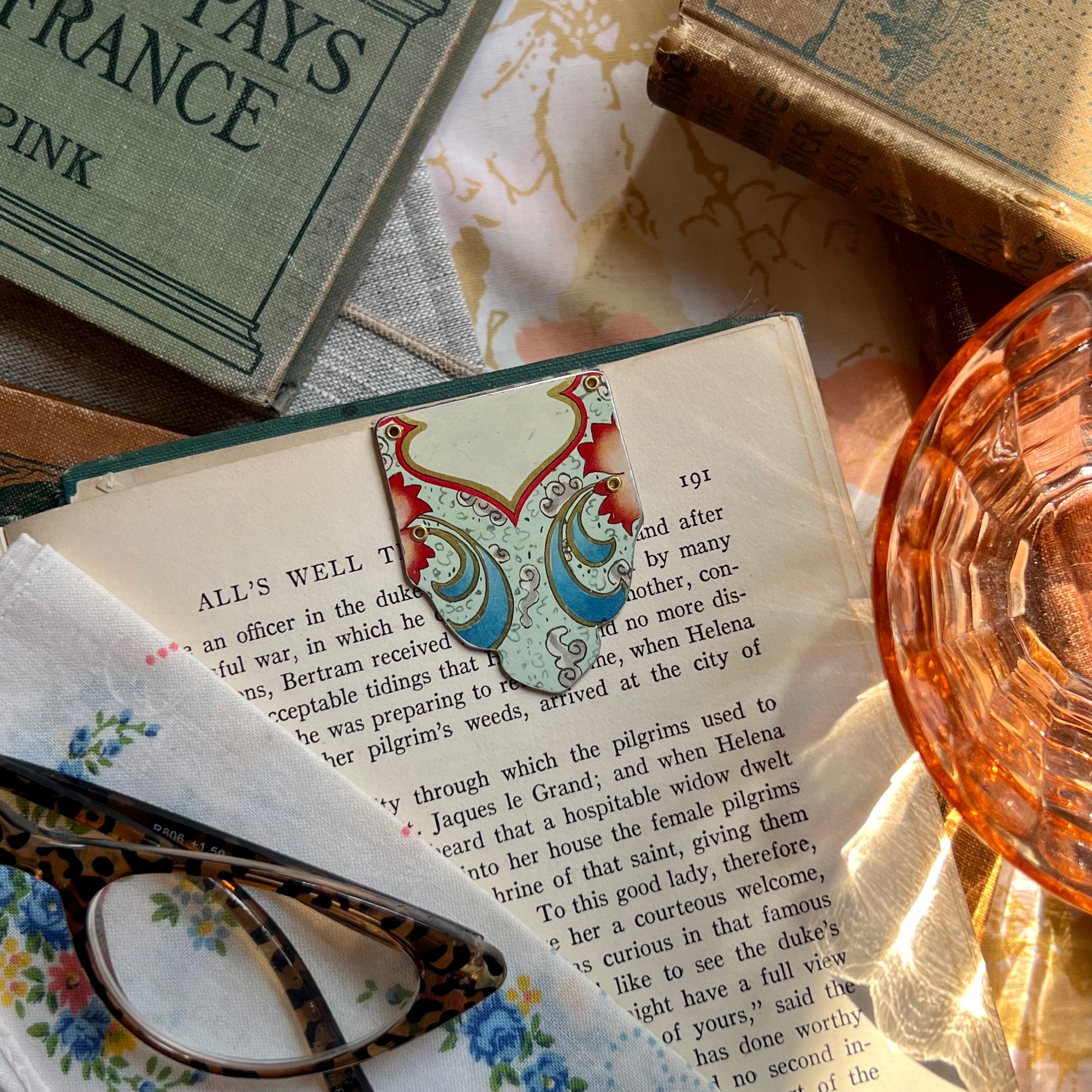 Luxe Magnetic Bookmark #29 ---