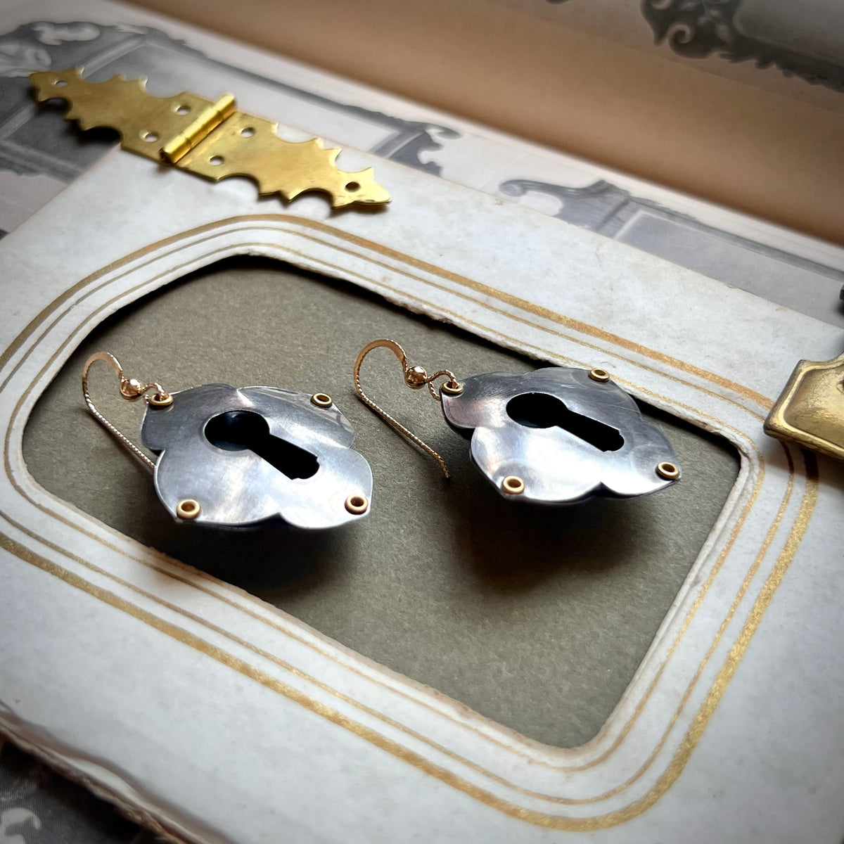 Escutcheon Earrings *PREORDER* ---